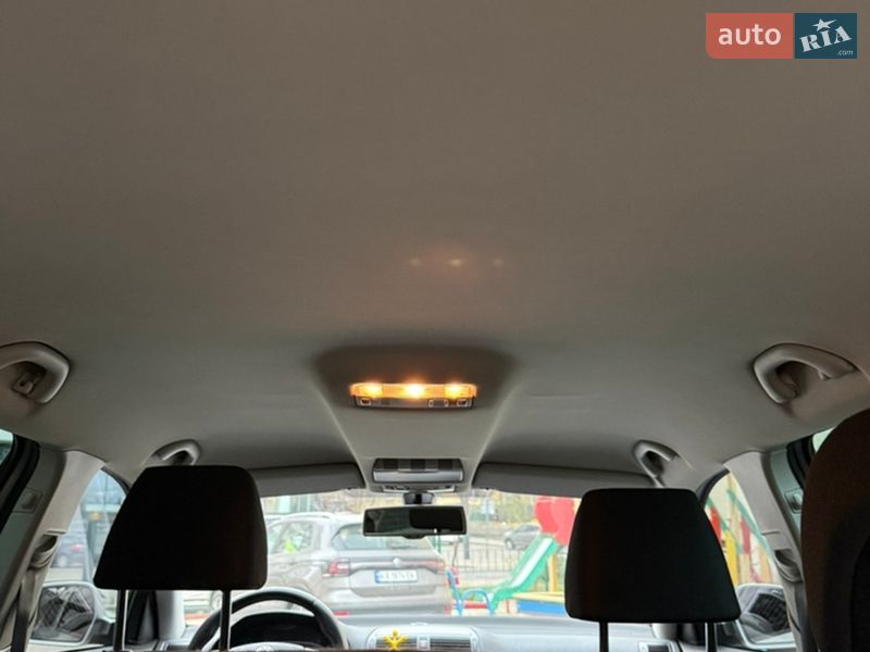 Универсал Skoda Octavia 2011 в Львове