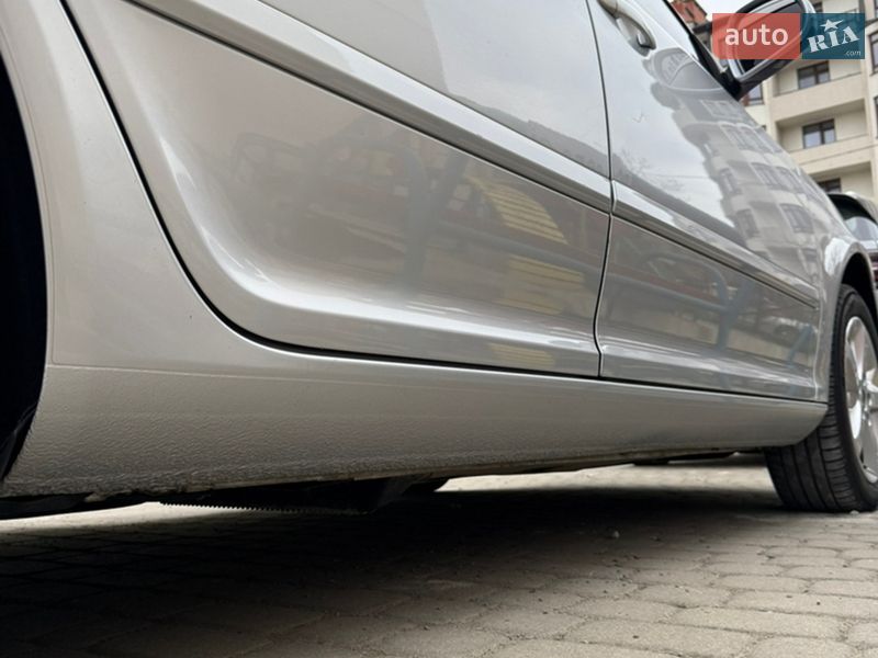 Универсал Skoda Octavia 2011 в Львове