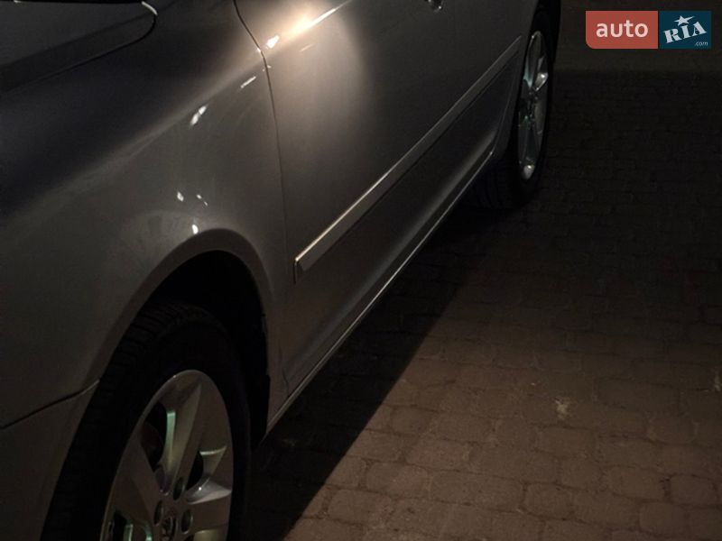 Универсал Skoda Octavia 2011 в Львове
