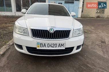 Универсал Skoda Octavia 2012 в Александрие