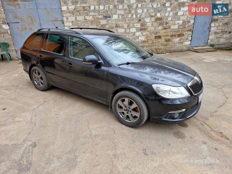 Универсал Skoda Octavia 2012 в Желтых Водах
