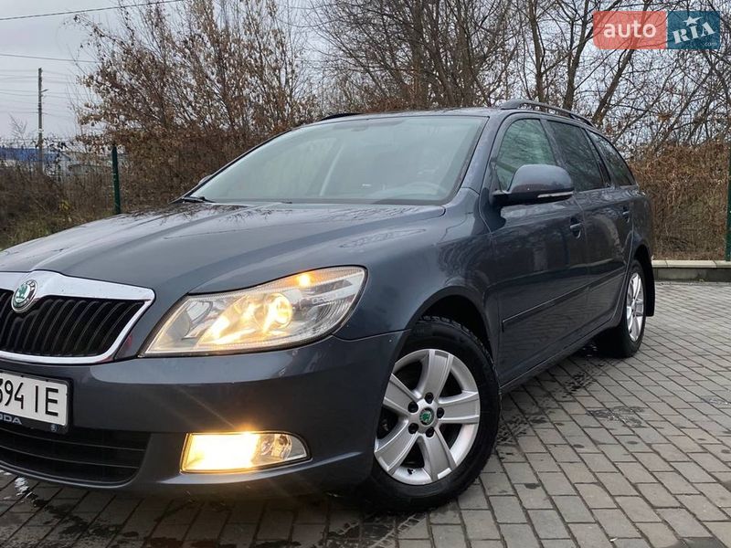Универсал Skoda Octavia 2012 в Ровно