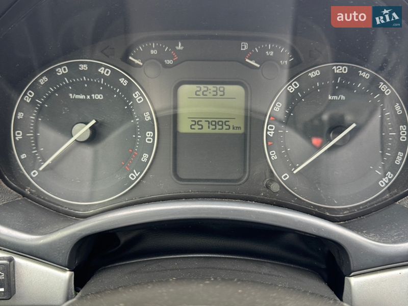 Лифтбек Skoda Octavia 2006 в Киеве фото 11 Лифтбек Skoda Octavia 2006 в Киеве