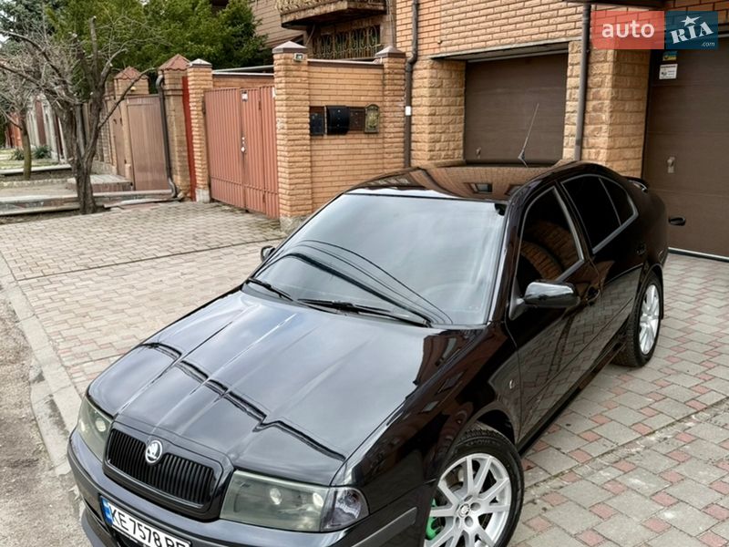 Ліфтбек Skoda Octavia 2006 в Дніпрі