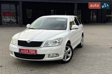 Универсал Skoda Octavia 2012 в Нововолынске