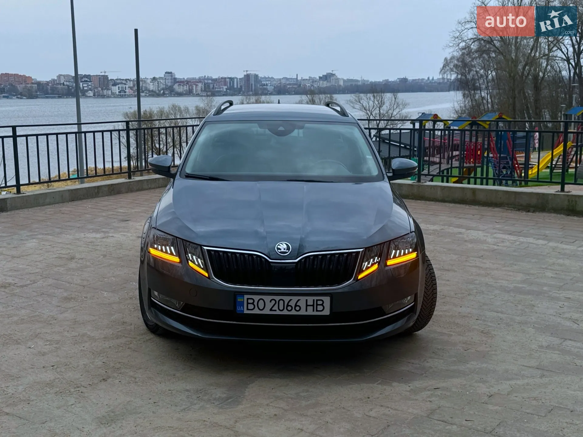 2017 Skoda Octavia - мініатюра 2