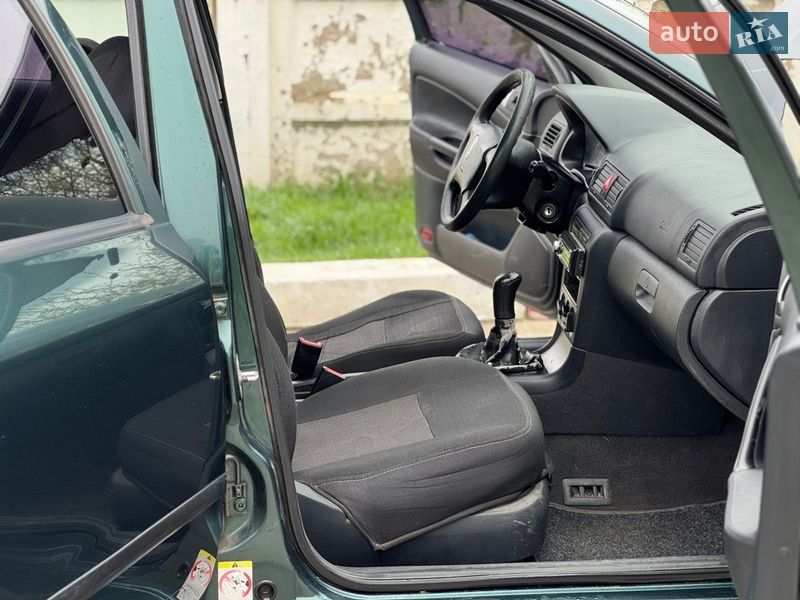 Ліфтбек Skoda Octavia 2006 в Одесі