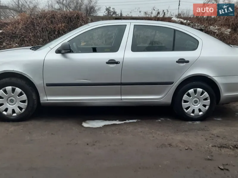 Skoda Octavia 2010 VIN TMBKE61Z2B2082900 фото оголошення 16 з 52