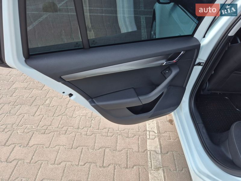 Универсал Skoda Octavia 2018 в Житомире фото 29 Универсал Skoda Octavia 2018 в Житомире