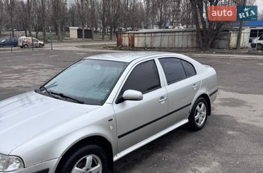 Лифтбек Skoda Octavia 2004 в Запорожье