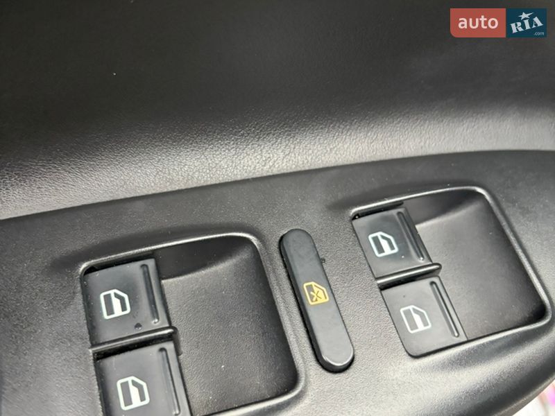 Универсал Skoda Octavia 2010 в Киеве фото 9 Универсал Skoda Octavia 2010 в Киеве