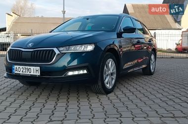Универсал Skoda Octavia 2020 в Хусте