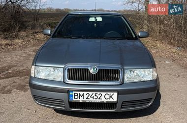 Ліфтбек Skoda Octavia 2004 в Ромнах