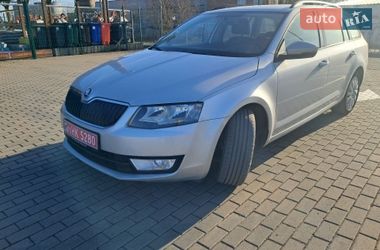 Універсал Skoda Octavia 2016 в Нововолинську