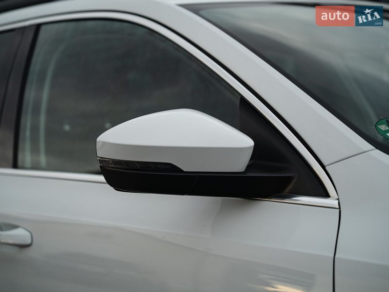 Універсал Skoda Octavia 2018 в Чернівцях