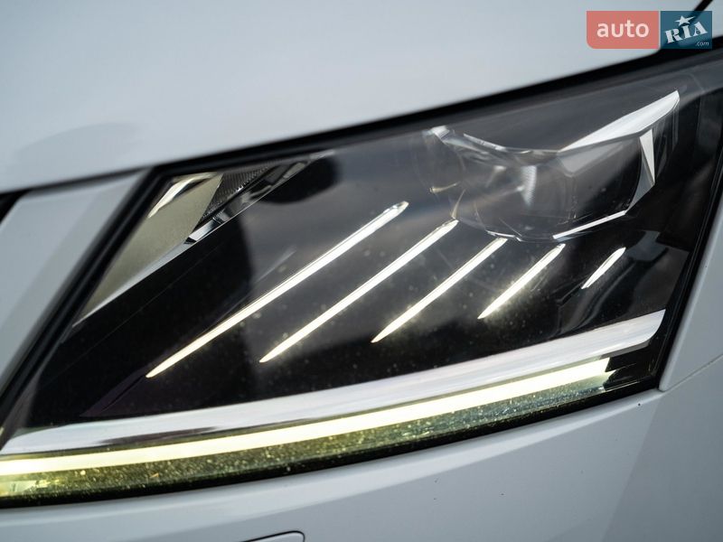 Універсал Skoda Octavia 2018 в Чернівцях