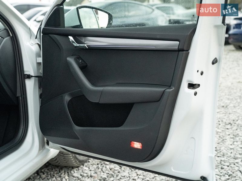 Універсал Skoda Octavia 2018 в Чернівцях