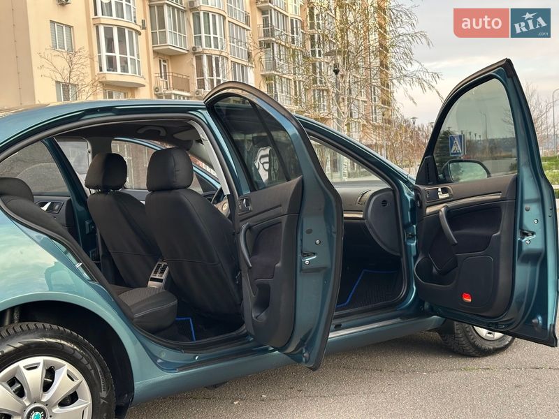 Лифтбек Skoda Octavia 2006 в Николаеве