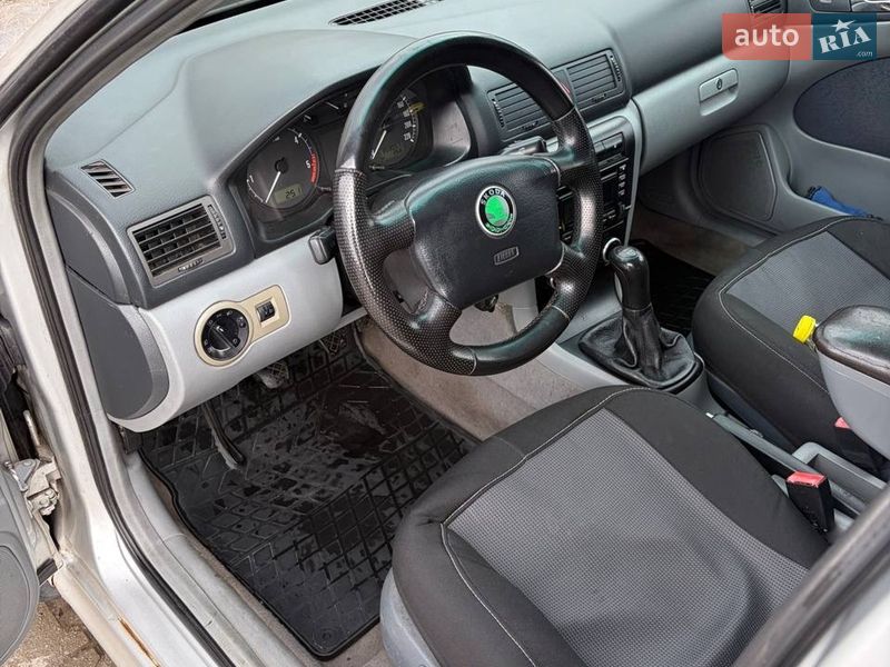 Лифтбек Skoda Octavia 1999 в Львове