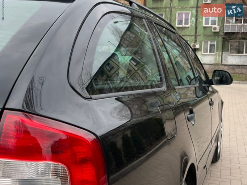 Універсал Skoda Octavia 2010 в Кривому Розі