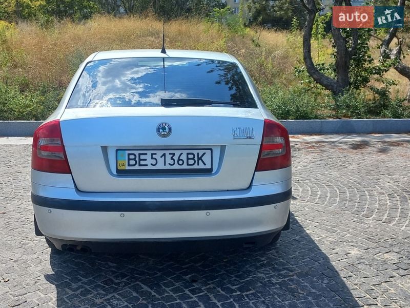 Лифтбек Skoda Octavia 2008 в Днепре
