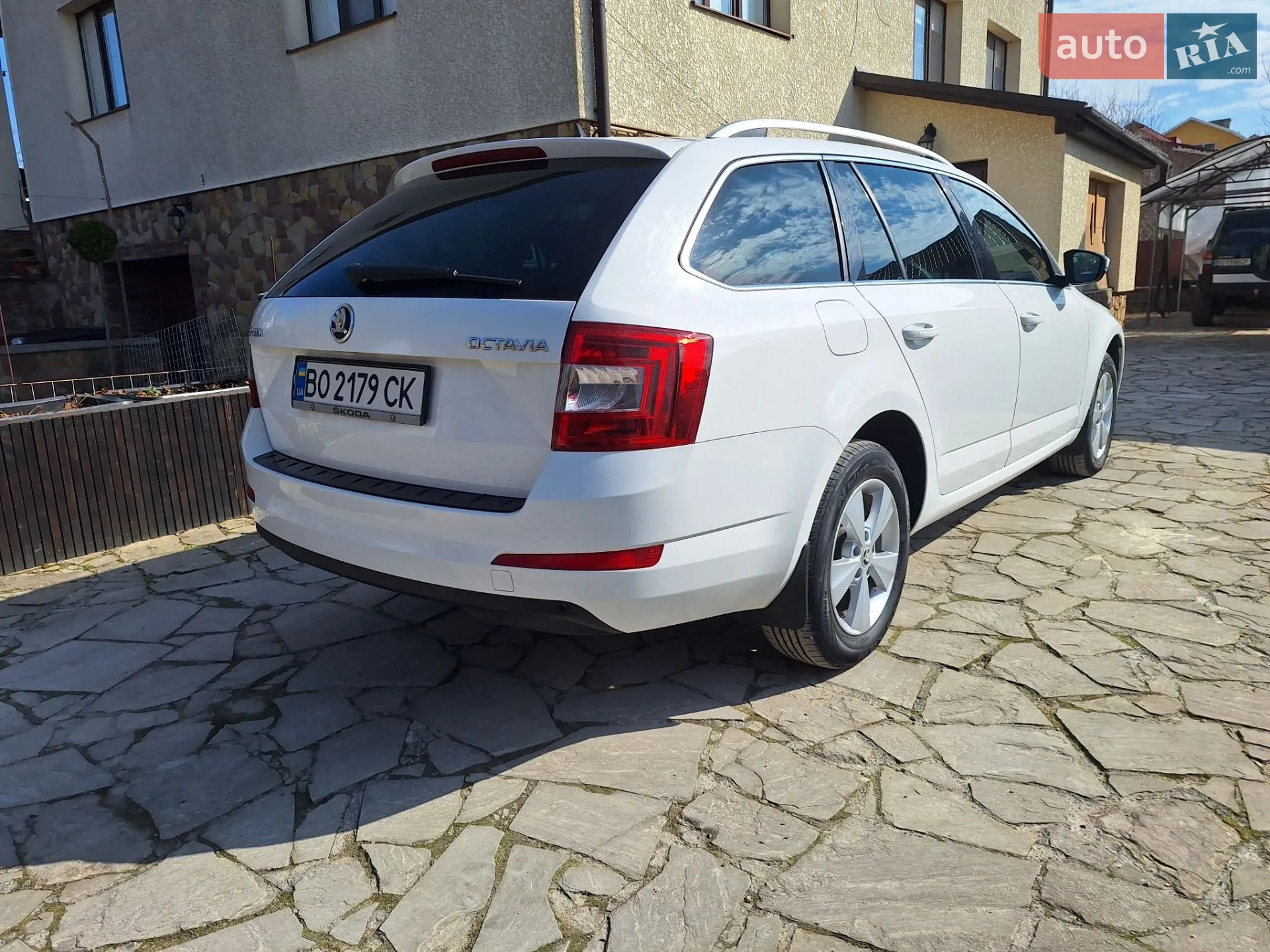 2016 Skoda Octavia - мініатюра 10