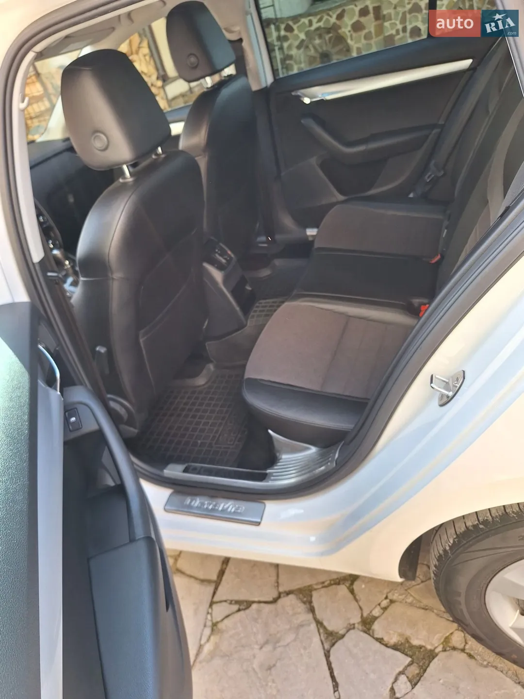 2016 Skoda Octavia - мініатюра 17