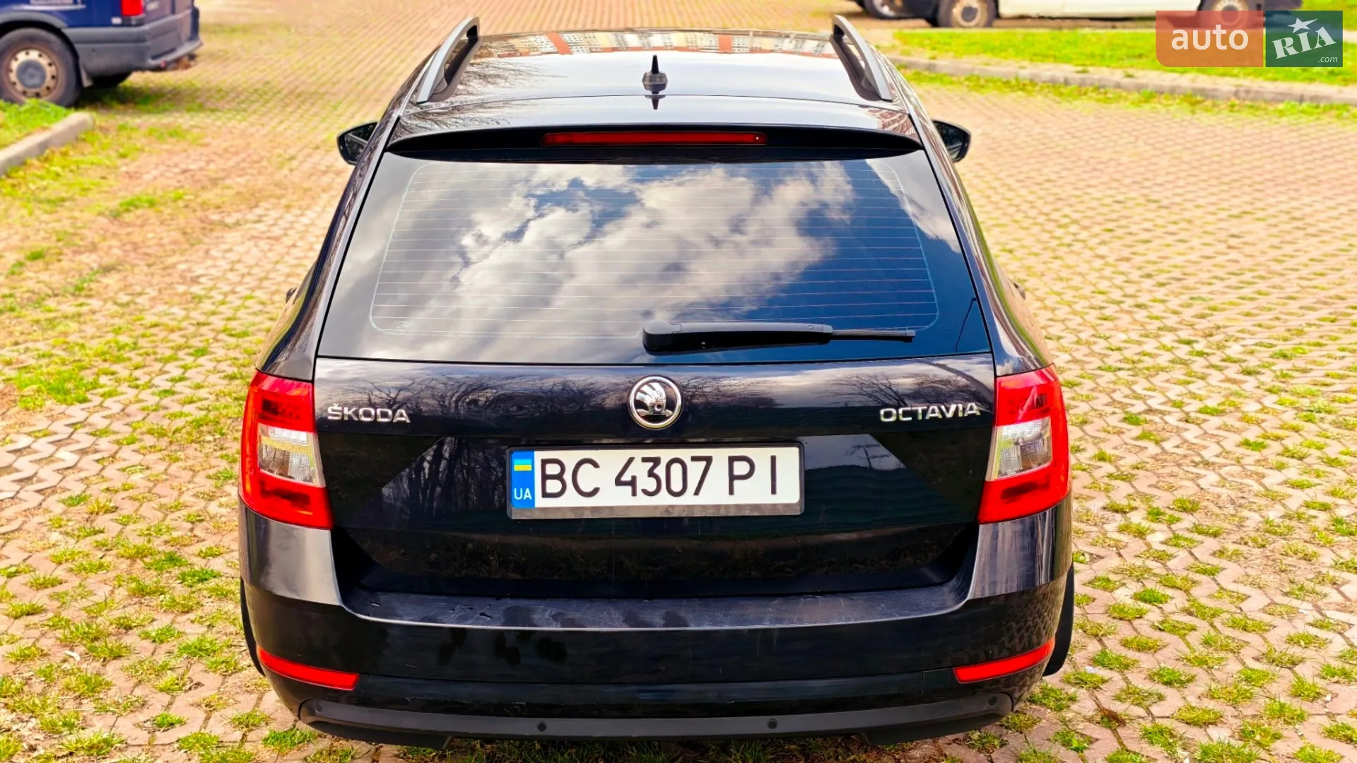 2017 Skoda Octavia - мініатюра 15