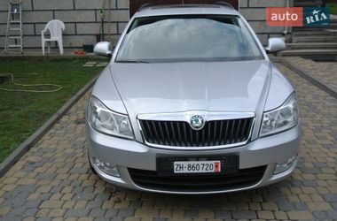 Універсал Skoda Octavia 2012 в Чернівцях