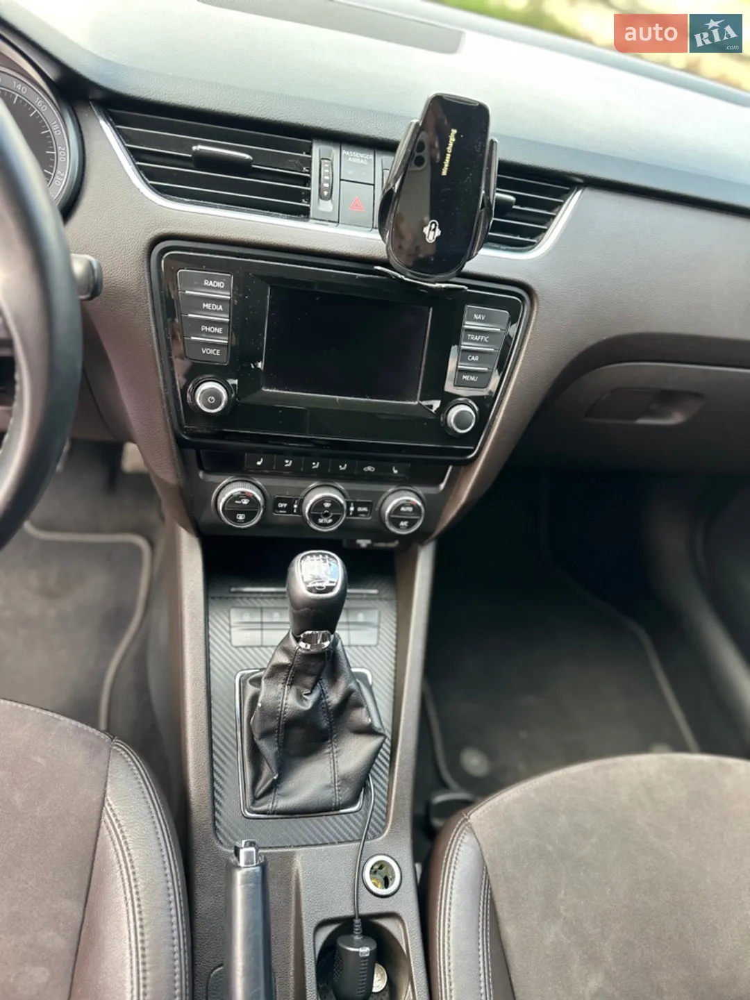 2015 Skoda Octavia - мініатюра 17