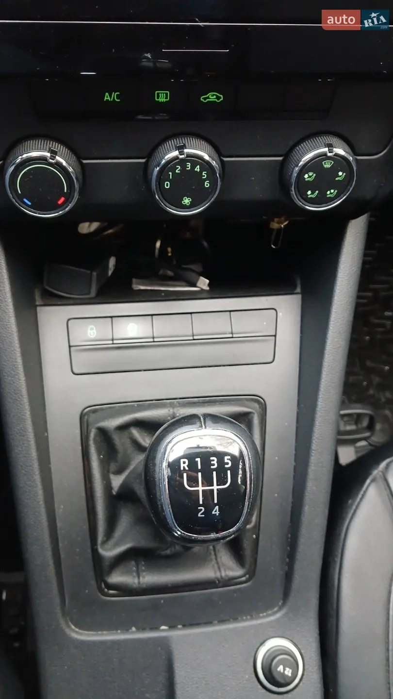 2019 Skoda Octavia - мініатюра 21