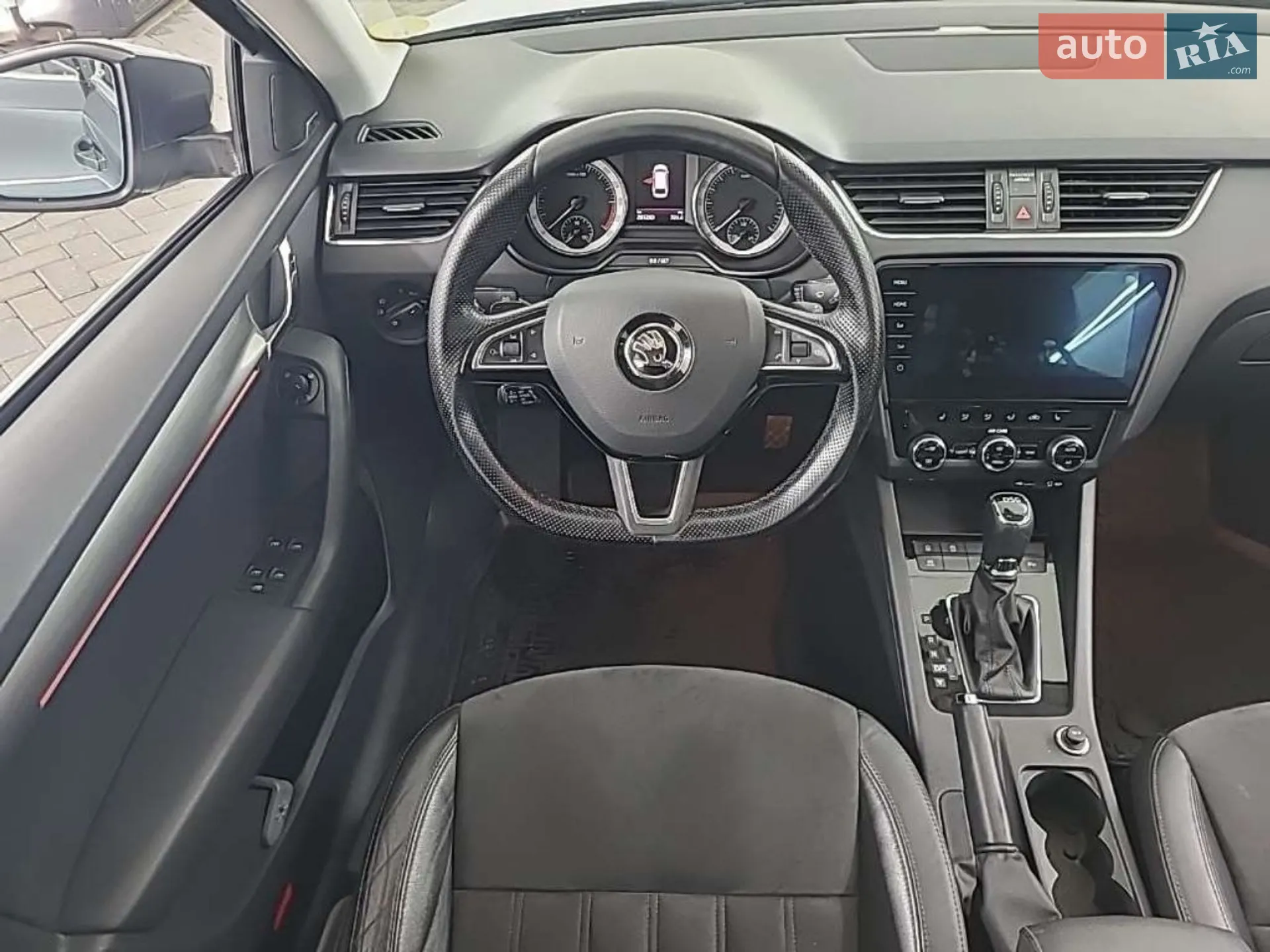 2017 Skoda Octavia - мініатюра 38