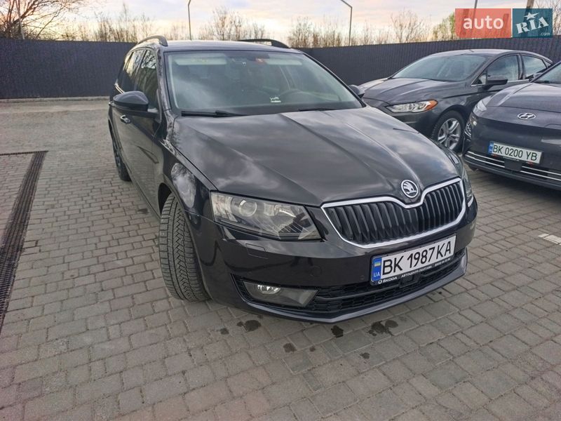 Универсал Skoda Octavia 2015 в Ровно