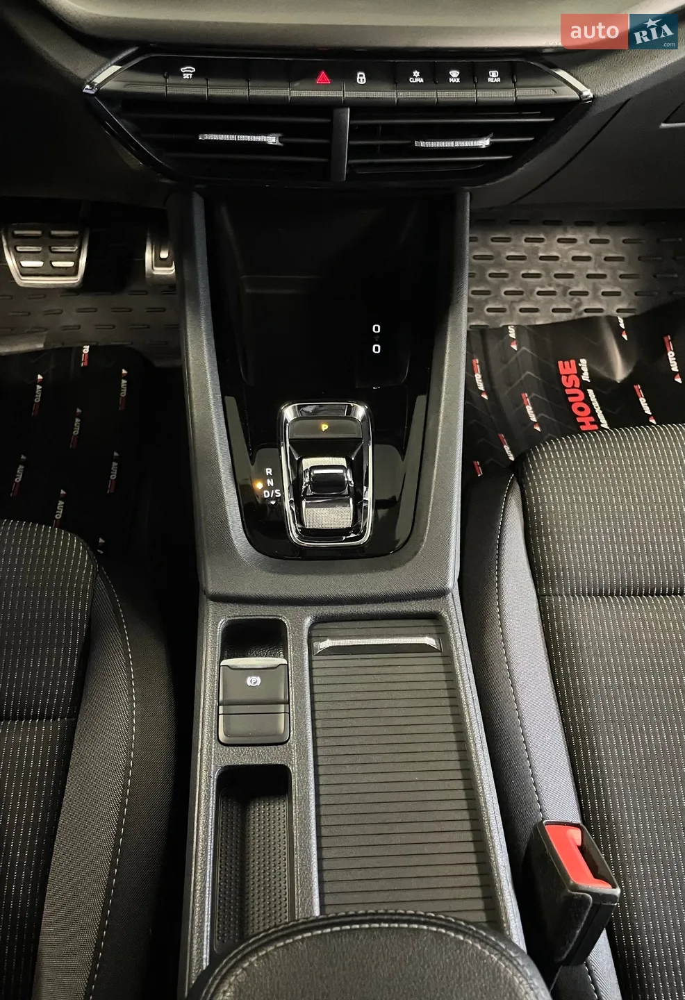 2020 Skoda Octavia - мініатюра 62