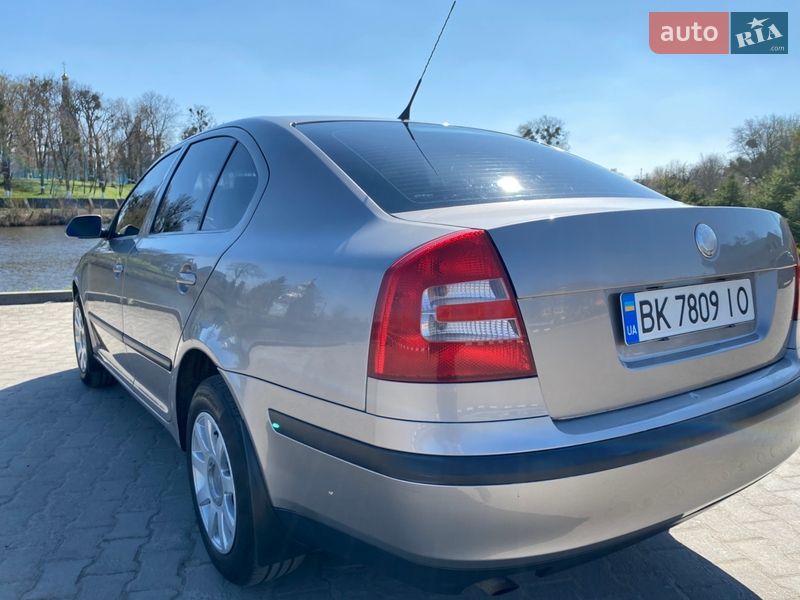 Лифтбек Skoda Octavia 2006 в Ровно фото 7 Лифтбек Skoda Octavia 2006 в Ровно