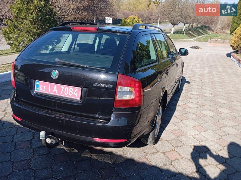 Универсал Skoda Octavia 2009 в Ровно