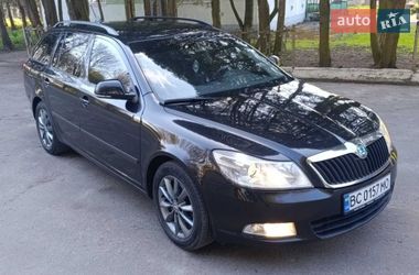 Универсал Skoda Octavia 2012 в Жовкве
