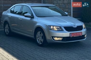 Лифтбек Skoda Octavia 2015 в Стрые