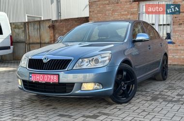 Лифтбек Skoda Octavia 2010 в Луцке