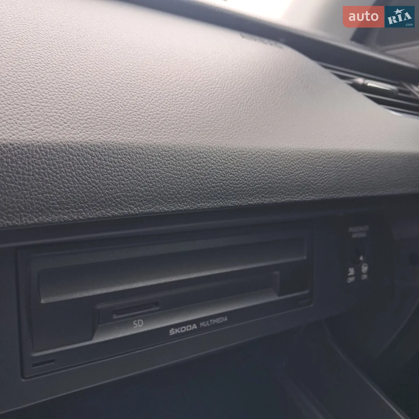 2019 Skoda Octavia - мініатюра 46