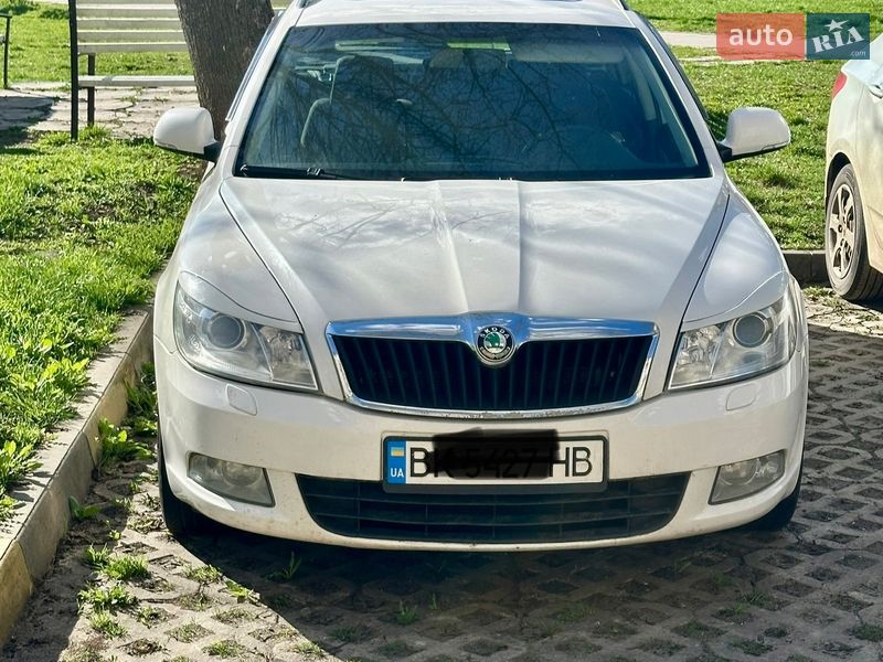 Універсал Skoda Octavia 2010 в Харкові