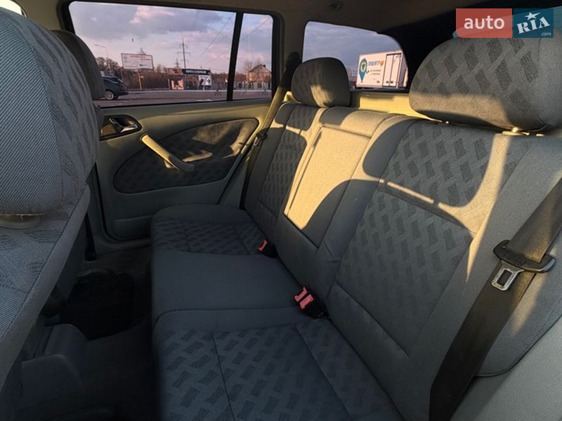 Універсал Skoda Octavia 2000 в Луцьку