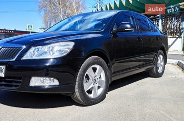 Лифтбек Skoda Octavia 2010 в Харькове