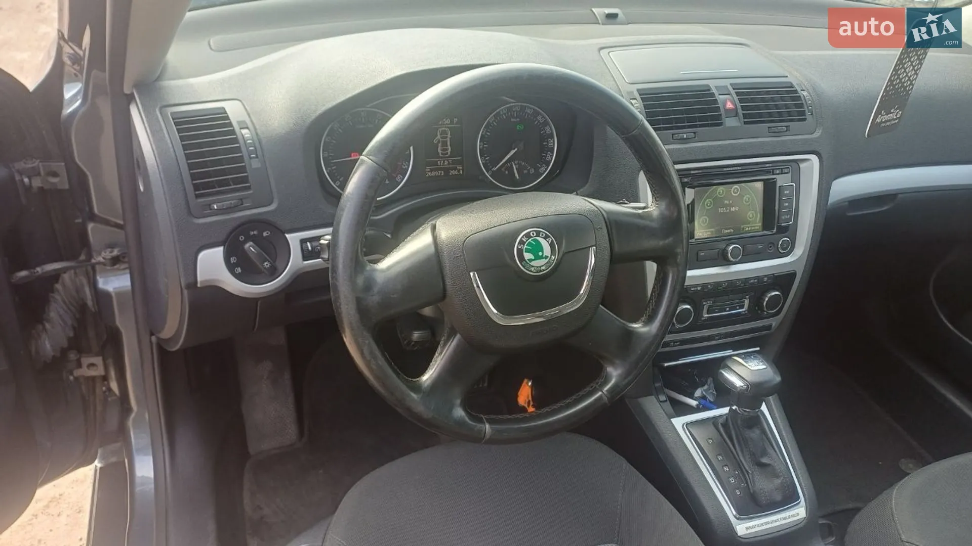 2011 Skoda Octavia - мініатюра 2