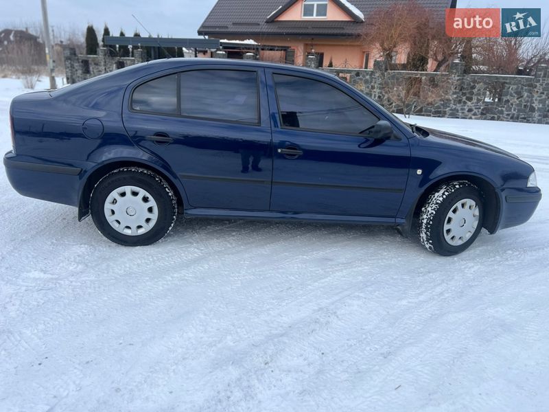 Ліфтбек Skoda Octavia 2004 в Києві