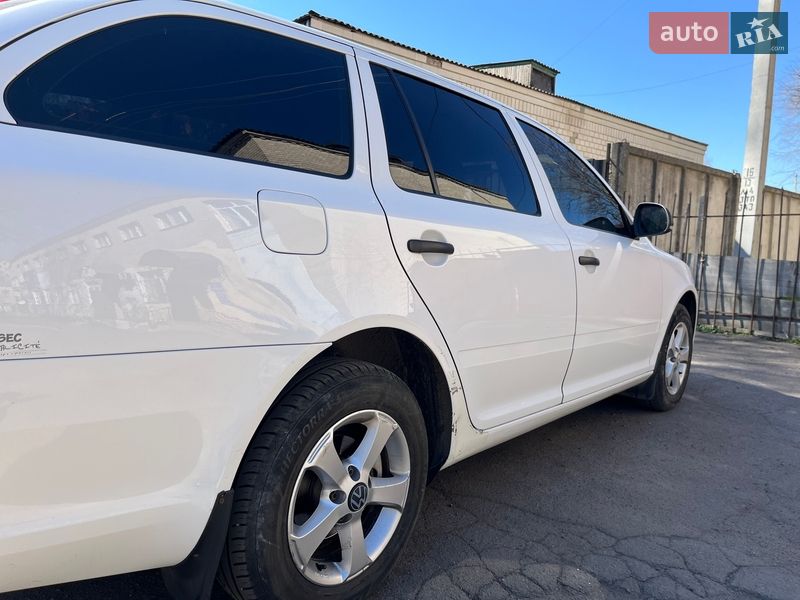 Універсал Skoda Octavia 2009 в Кропивницькому