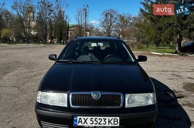 Універсал Skoda Octavia 2004 в Чугуєві