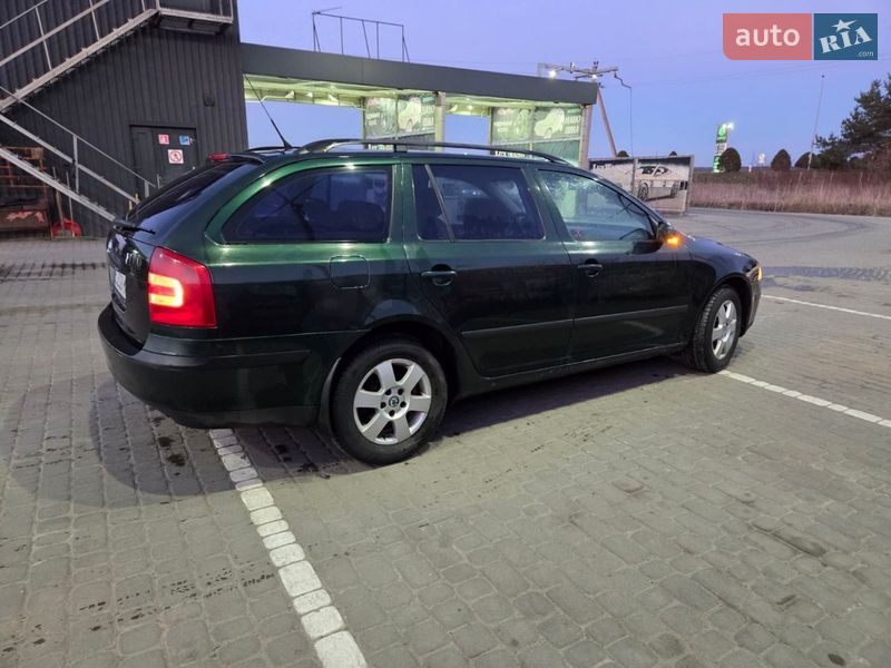 Універсал Skoda Octavia 2005 в Добросині