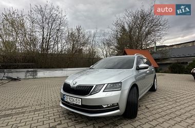 Універсал Skoda Octavia 2018 в Чернівцях