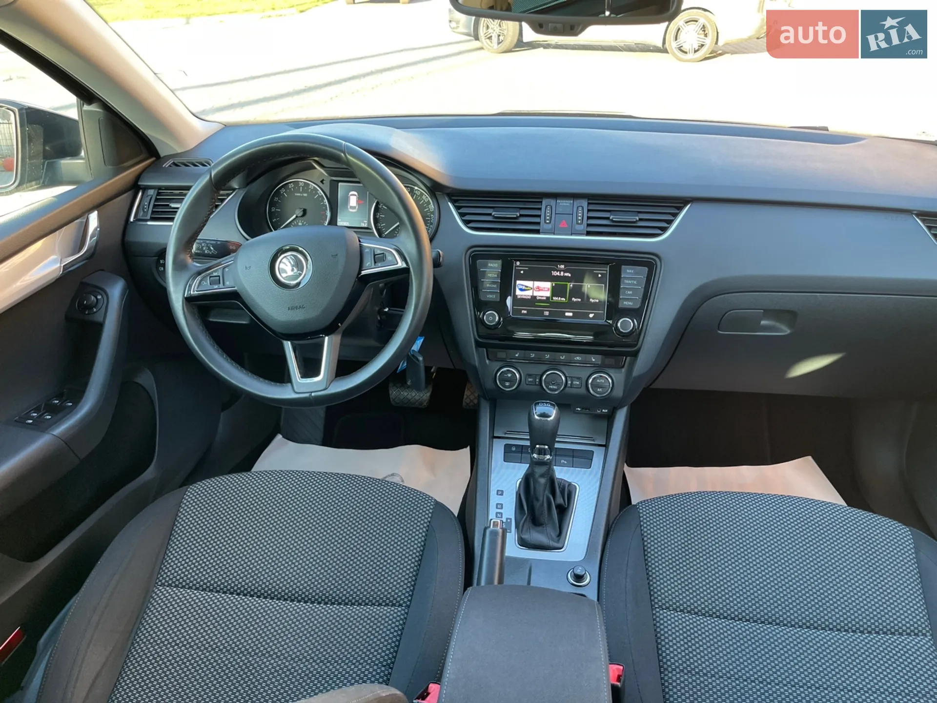 2015 Skoda Octavia - мініатюра 22